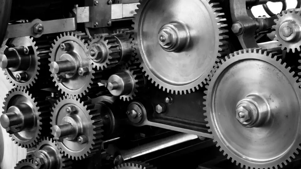 Engranajes metálicos encastrados, distintos mecanismos de automatización